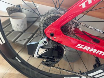 Brugt Trek Madone SRAM Red eTap AXS 2020 Road & Gravel — billede 4 af 6