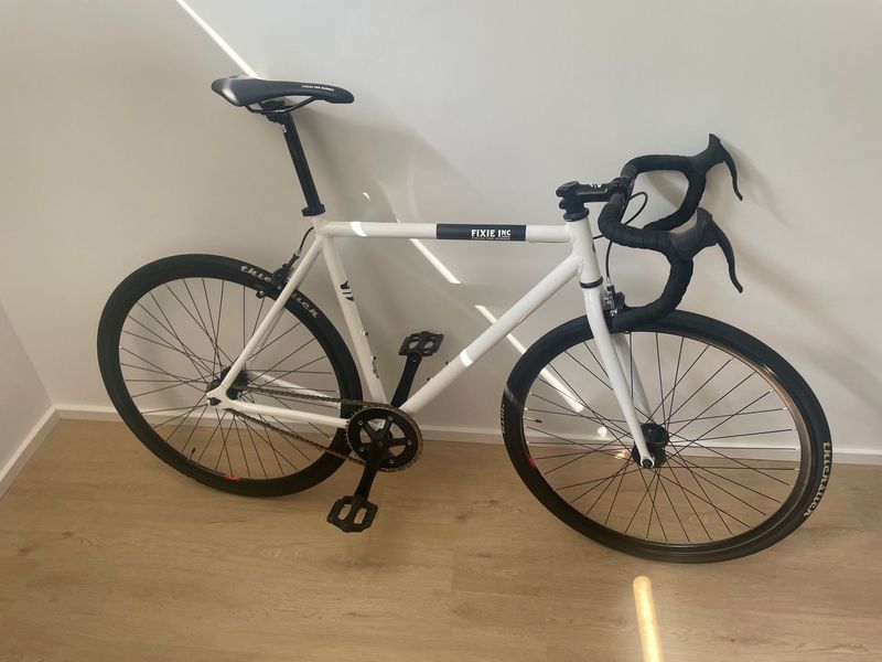Tweedehands FIXIE Inc. Floater Single Speed / Fixed Gear 2018 Road & Gravel