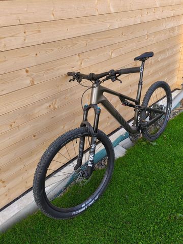Tweedehands Canyon Neuron CF 7 2025 2025 Mountainbike — afbeelding 3 van 3