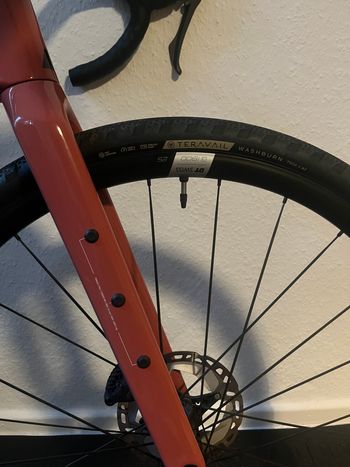 Used Canyon Grizl CF SL 8 1by 2024 2024 Road & Gravel, Red — image 9 of 9