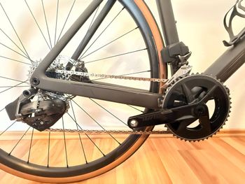 Used Scott Addict RC 30 2024 2024 Road & Gravel, Black — image 3 of 7