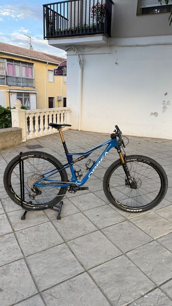 Orbea OIZ M-TEAM AXS 2025 2025 Mountainbike de segunda mano, Azul — imagen 3 de 29