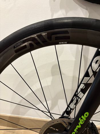 Tweedehands Cervélo R5 Dura Ace Di2 Disc 2019 2019 Road & Gravel — afbeelding 9 van 10
