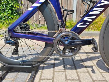 Tweedehands Canyon Aeroad CFR Disc Di2 2022 2022 Road & Gravel — afbeelding 6 van 17