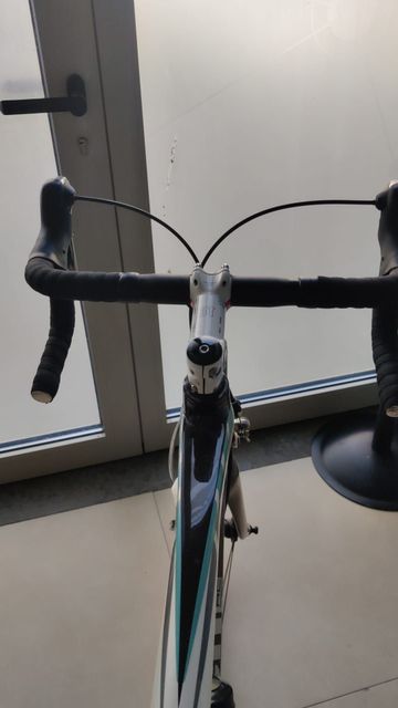 Used Bianchi C2C 2019 2019 Road & Gravel, Black — image 3 of 10