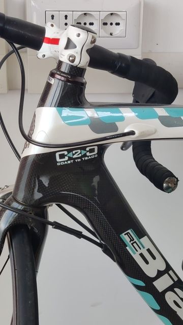 Used Bianchi C2C 2019 2019 Road & Gravel, Black — image 9 of 10