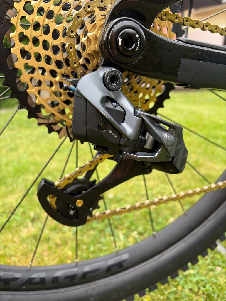 Used Trek Rail 9.7 2020 2020 Mountainbike, Light Gray — image 6 of 16