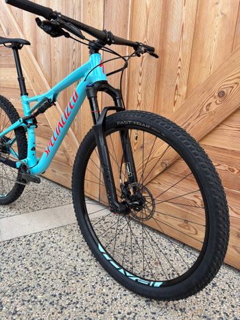 Specialized Men's Epic Comp 2018 2018 Mountainbike de segunda mano, Azul — imagen 9 de 10