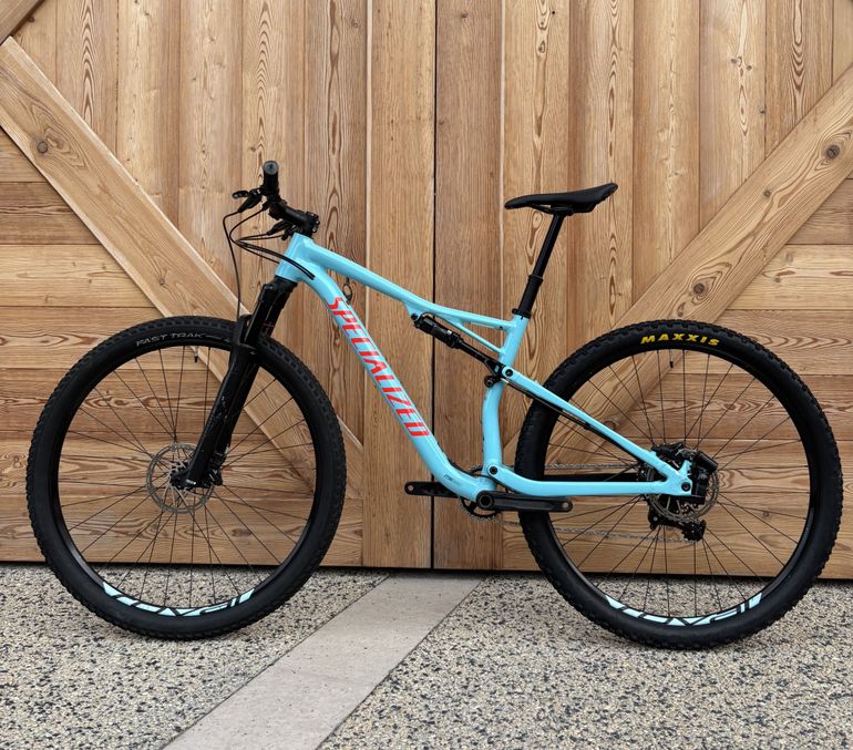 Specialized Men's Epic Comp 2018 2018 Mountainbike de segunda mano, Azul — imagen 2 de 10