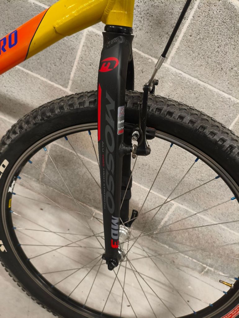Käytetty Carraro Custom Shimano Acera 2002 Mountainbike — kuva 7 / 10