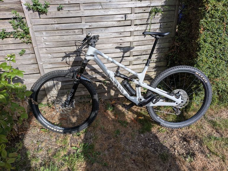 Použité Canyon Spectral 125 CF7 2023 2023 Mountainbike — obrázek 1 z 10