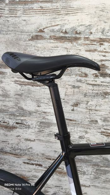 Used Ridley Fenix SLA Disc - Shimano 105 2x11sp 2023 2023 Road & Gravel, Black — image 8 of 34
