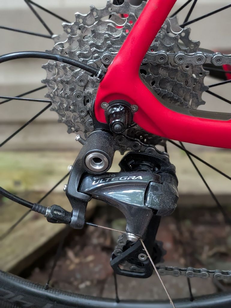 Used Trek Domane SL 6 Pro 2017 2017 Road & Gravel, Red — image 3 of 7