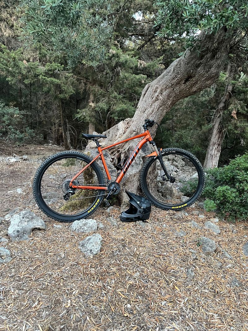 Käytetty Giant Talon 3 2022 2022 MTB