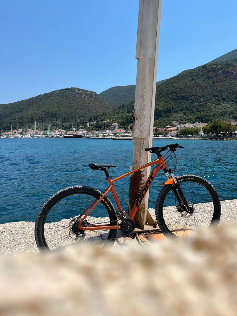 Używany Giant Talon 3 2022 2022 Mountainbike — zdjęcie 3 z 3