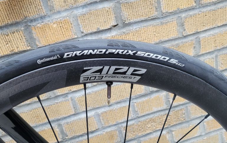 Used Cannondale Synapse Hi-MOD Disc RED eTap 2018 2018 Road & Gravel, Black — image 11 of 22