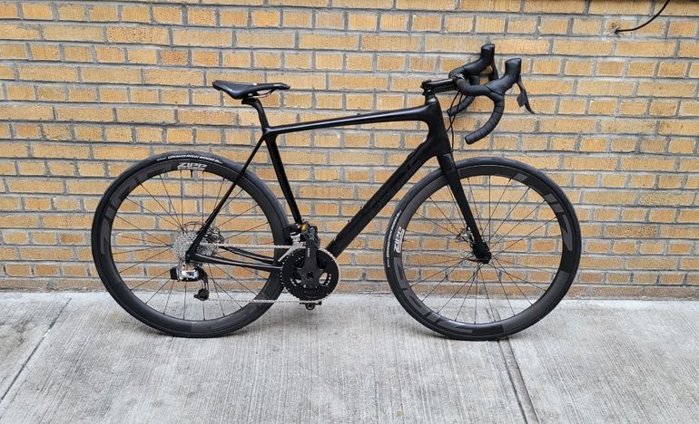 Used Cannondale Synapse Hi-MOD Disc RED eTap 2018 2018 Road & Gravel, Black — image 1 of 22