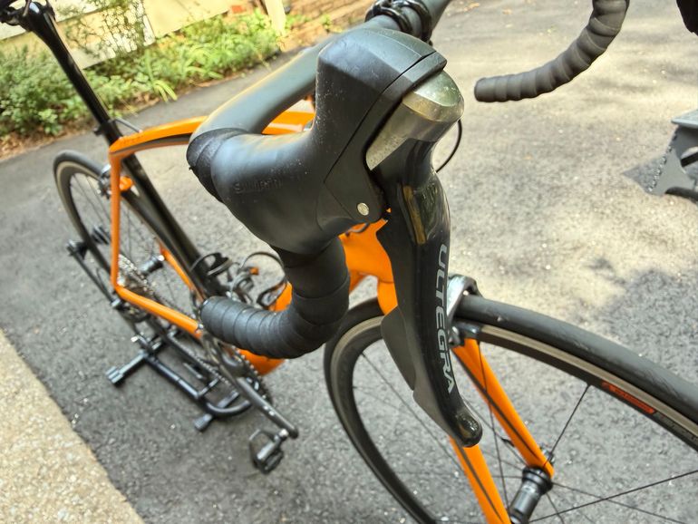 Used Specialized Venge Expert 2016 2016 Road & Gravel, Orange — image 9 of 14