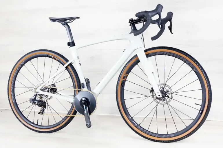 Used Specialized Roubaix SL8 Pro 2024 Road & Gravel, White — image 5 of 17
