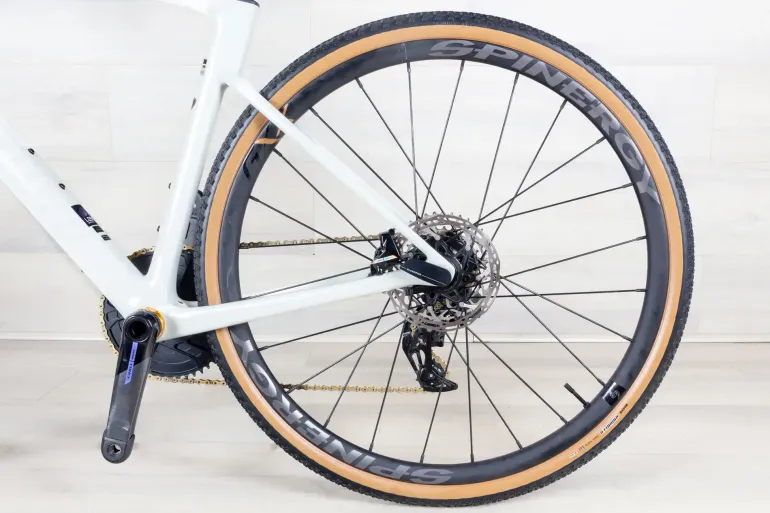 Used Specialized Roubaix SL8 Pro 2024 Road & Gravel, White — image 13 of 17