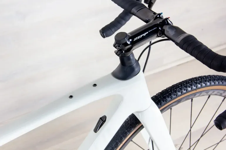 Used Specialized Roubaix SL8 Pro 2024 Road & Gravel, White — image 9 of 17