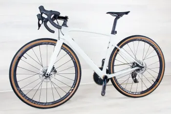 Used Specialized Roubaix SL8 Pro 2024 Road & Gravel, White — image 6 of 17