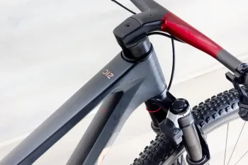 Used Orbea OIZ M-TEAM 2026 Mountainbike, Light Gray — image 9 of 17