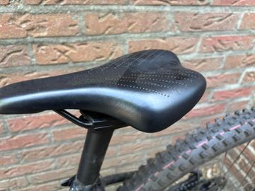 Used Scott Scale RC 600 2026 2026 Youth, Black — image 5 of 6