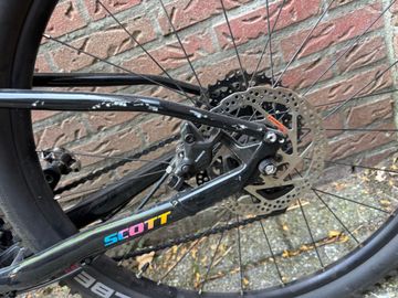 Used Scott Scale RC 600 2026 2026 Youth, Black — image 4 of 6