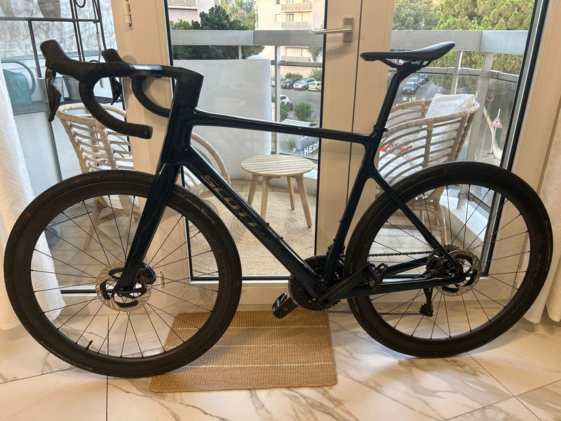 Gebrauchtes Scott Addict 20 2025 2025 Road & Gravel, Grün — Bild 1 von 9