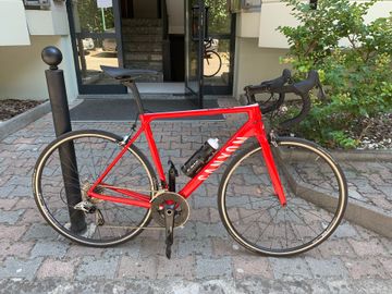 Canyon Ultimate SRAM Red 2019 Road & Gravel usato
