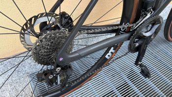Gebrauchtes Canyon Endurace Shimano 105 Di2 2025 Road & Gravel, Schwarz — Bild 4 von 10