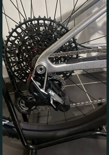 Trek Supercaliber SRAM XX 2025 Mountainbike de segunda mano, Gris claro — imagen 3 de 4
