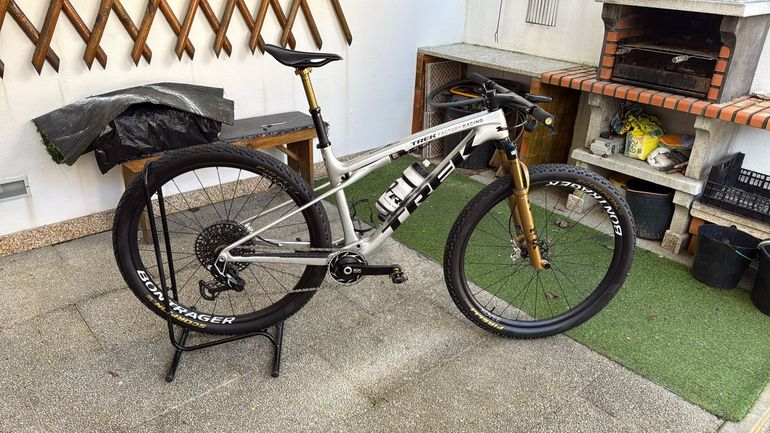 Trek Supercaliber SRAM XX 2025 Mountainbike de segunda mano, Gris claro — imagen 4 de 4