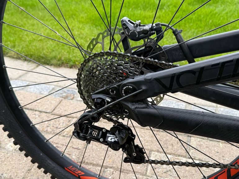 Gebrauchtes Scott Voltage FR 710 2017 2017 Mountainbike, Rot, 27.5 — Bild 5 von 13