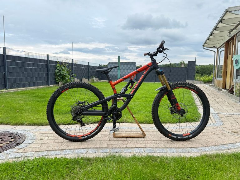 Gebrauchtes Scott Voltage FR 710 2017 2017 Mountainbike, Rot, 27.5 — Bild 1 von 13