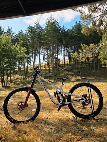 Commencal RACE KIT SUPREME Frameset 2026 MTB de segunda mano