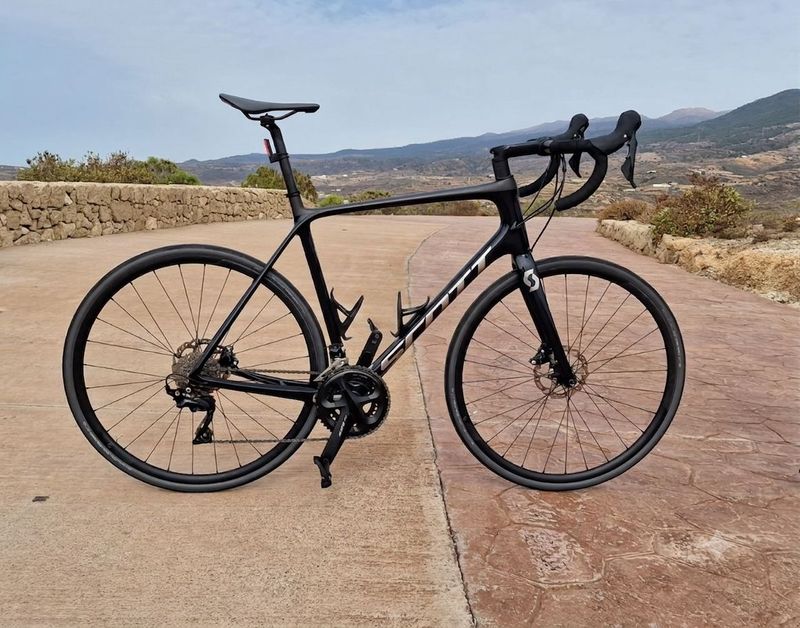 Scott Addict 20 disc 2021 2022 Road & Gravel de segunda mano