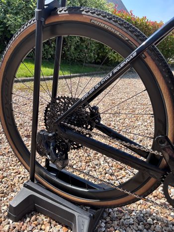 Used Specialized Diverge Expert Carbon 2022 2022 Road & Gravel, Blue — image 5 of 6