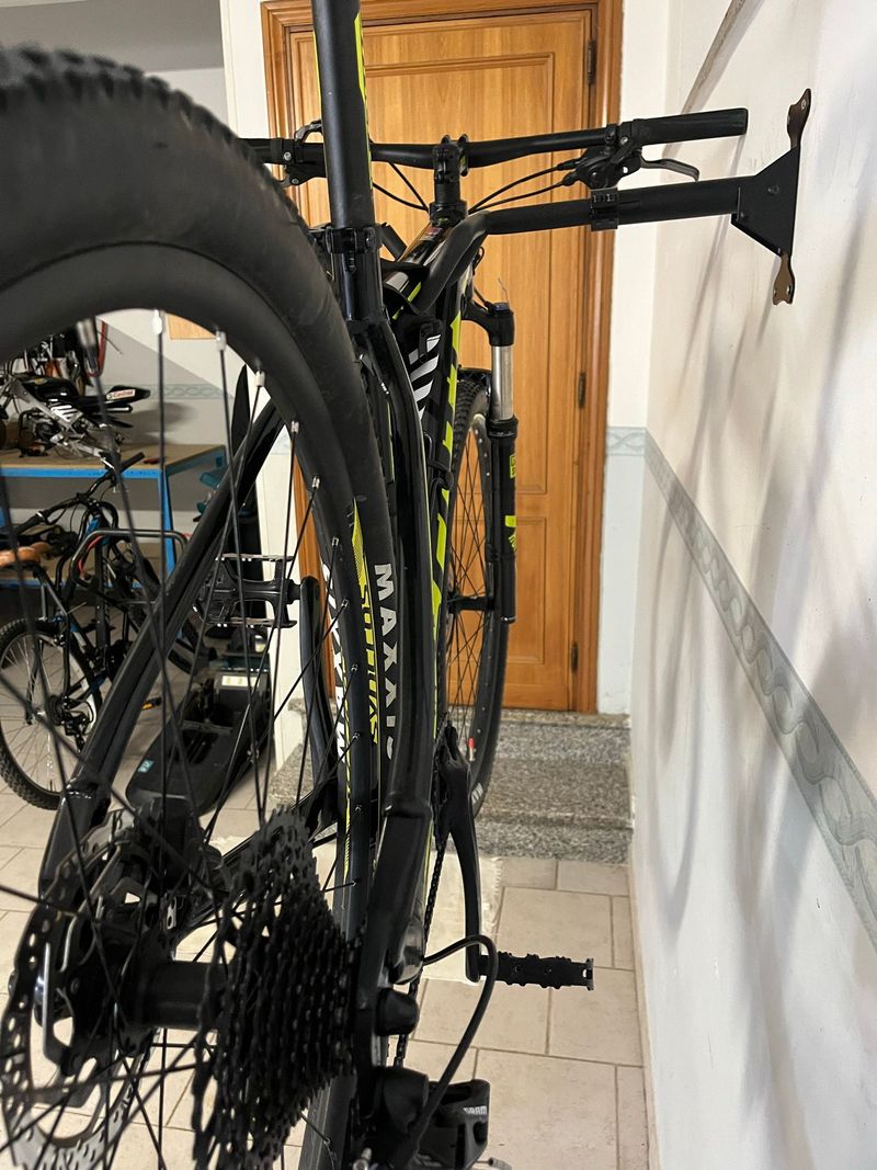Used Scott Scale 940 2022 2022 Mountainbike, Black, 29 — image 3 of 6