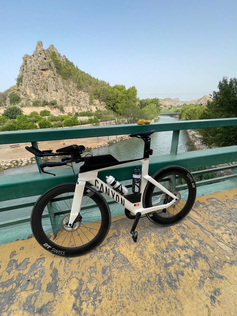 Canyon Speedmax CF 8 Disc Di2 2022 2022 Road & Gravel de segunda mano, Blanco — imagen 4 de 5