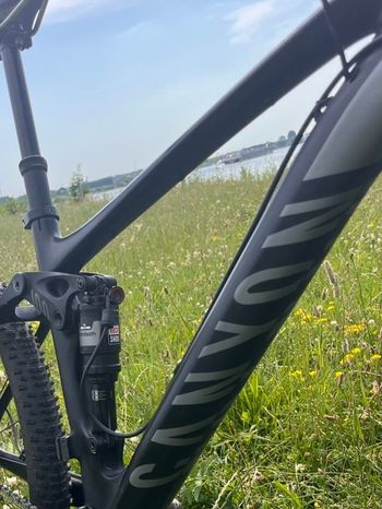 Canyon LUX SRAM GX 2018 Mountainbike usato, Nero — immagine 2 di 19