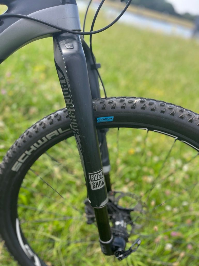 Canyon LUX SRAM GX 2018 Mountainbike usato, Nero — immagine 16 di 19
