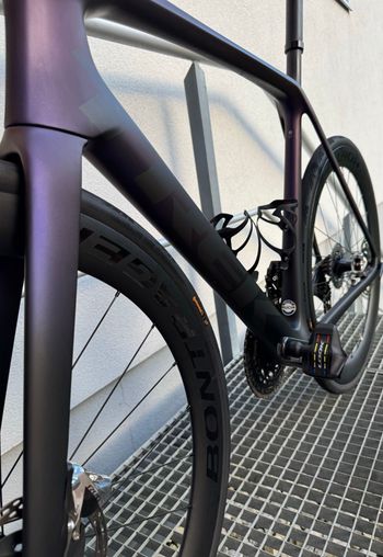 Used TREK Émonda SLR 9 - Project One 1 Of 1 Design 2024 Road & Gravel, Purple — image 11 of 12