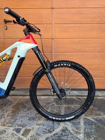 Cannondale Moterra Neo Carbon LT 1 2022 2022 Mountainbike de segunda mano, Azul — imagen 11 de 15