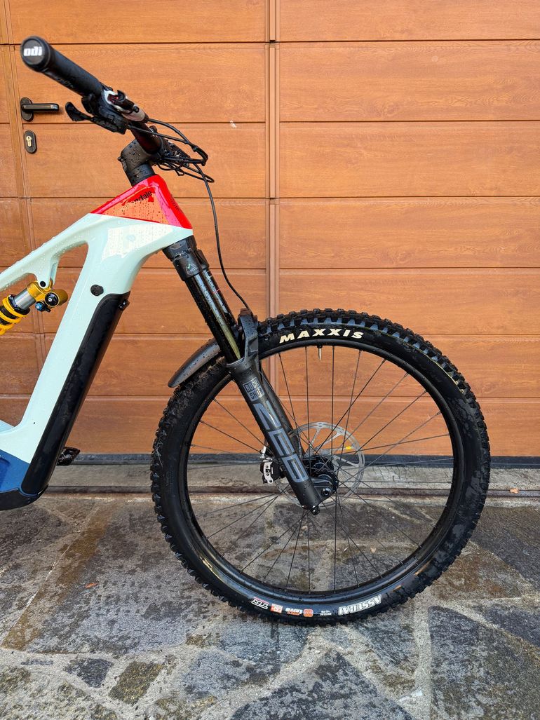 Cannondale Moterra Neo Carbon LT 1 2022 2022 Mountainbike de segunda mano, Azul — imagen 11 de 15