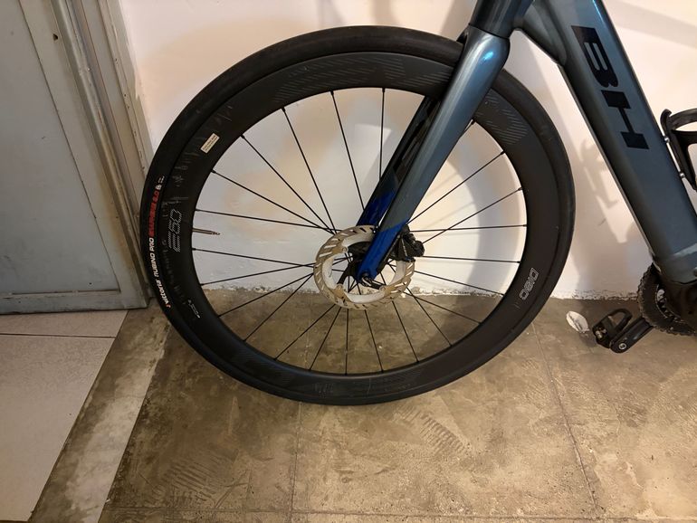 BH BIKES Core Race 1.4 2022 2022 Road & Gravel de segunda mano, Gris claro — imagen 4 de 10