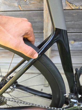 Used Cannondale SuperSix EVO Carbon Disc Ultegra 2020 2020 Road & Gravel, Black — image 3 of 14