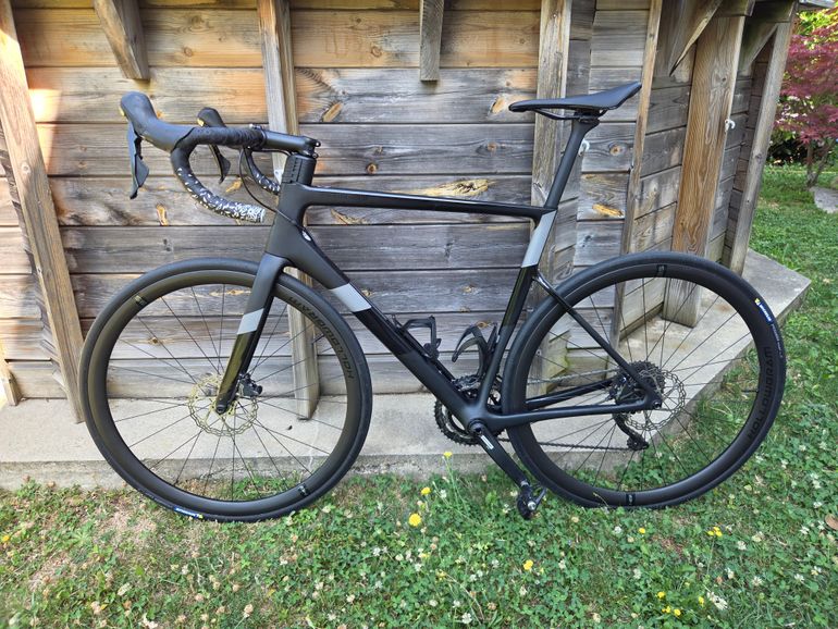 Used Cannondale SuperSix EVO Carbon Disc Ultegra 2020 2020 Road & Gravel, Black — image 2 of 14