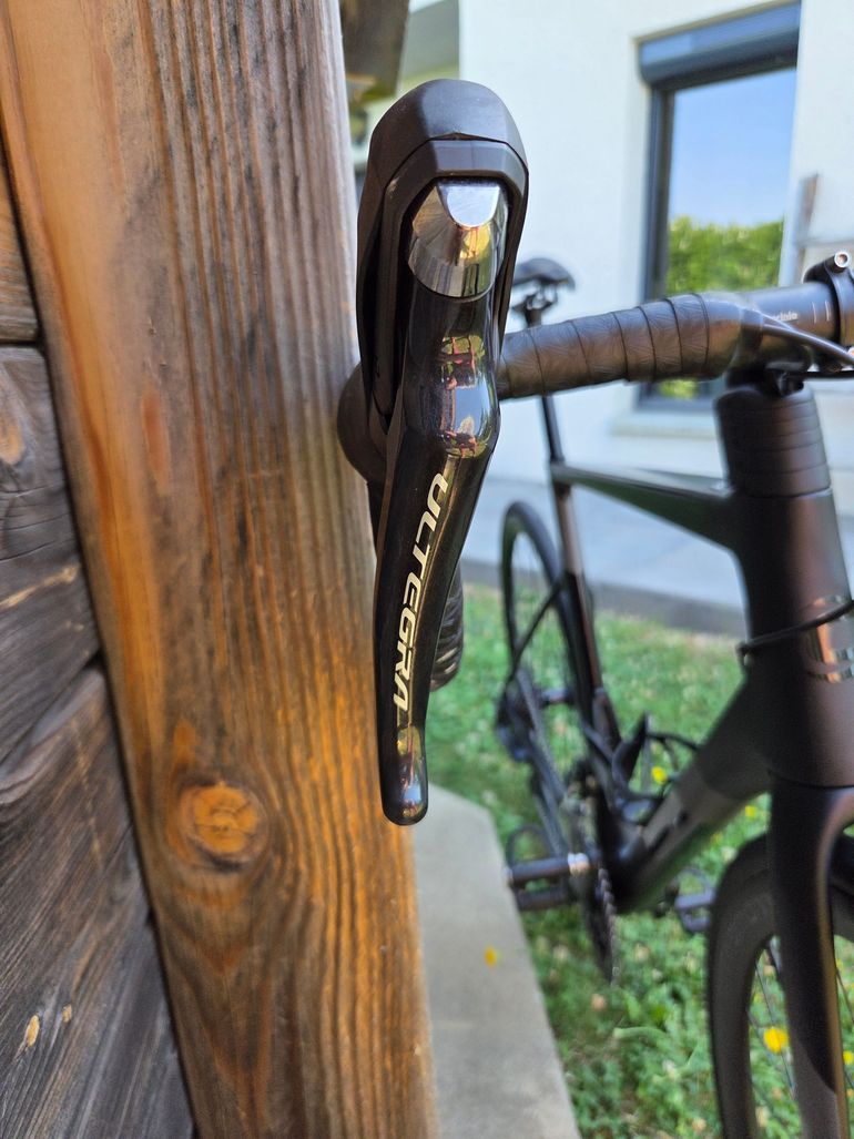 Used Cannondale SuperSix EVO Carbon Disc Ultegra 2020 2020 Road & Gravel, Black — image 10 of 14